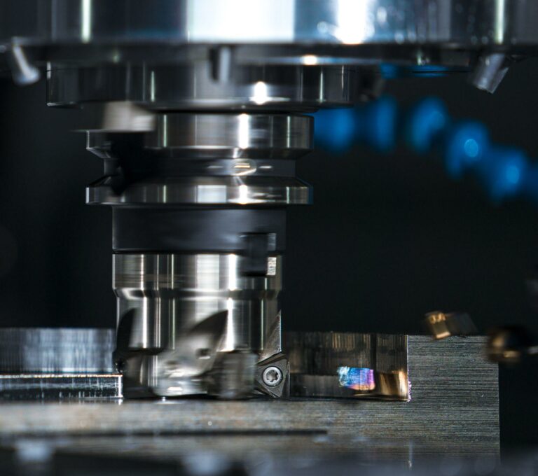  Chcete posunout svoji výrobu na vyšší úroveň? Zařiďte si externí CNC služby
